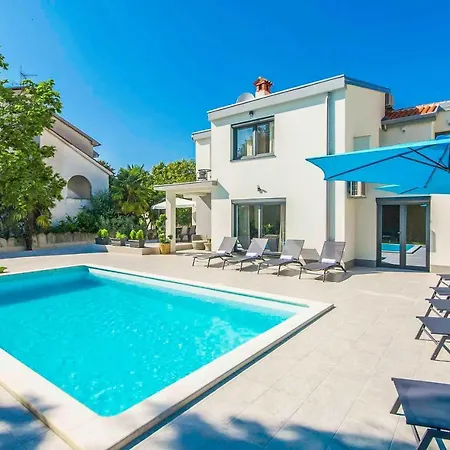 Villa Romi